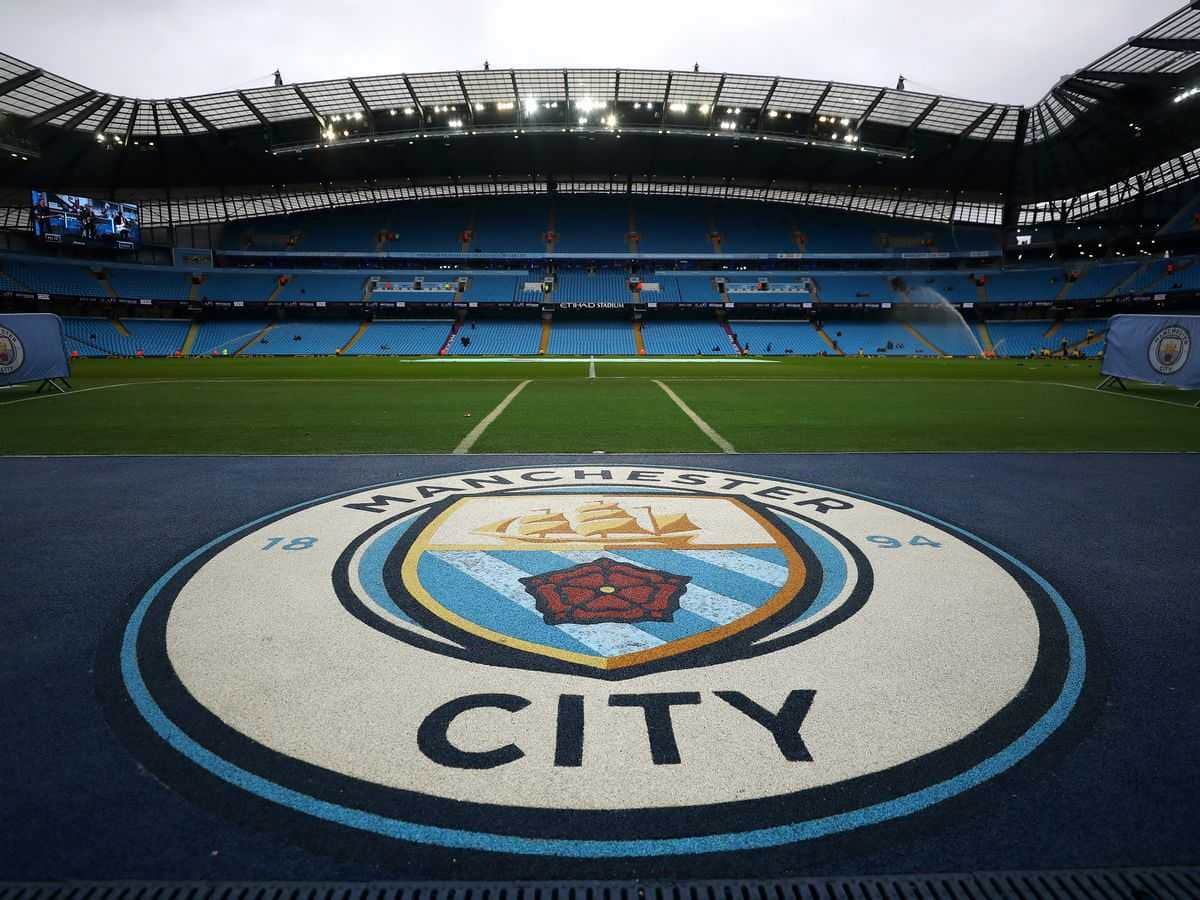 Football Manager 2023 Signs Manchester City Deal