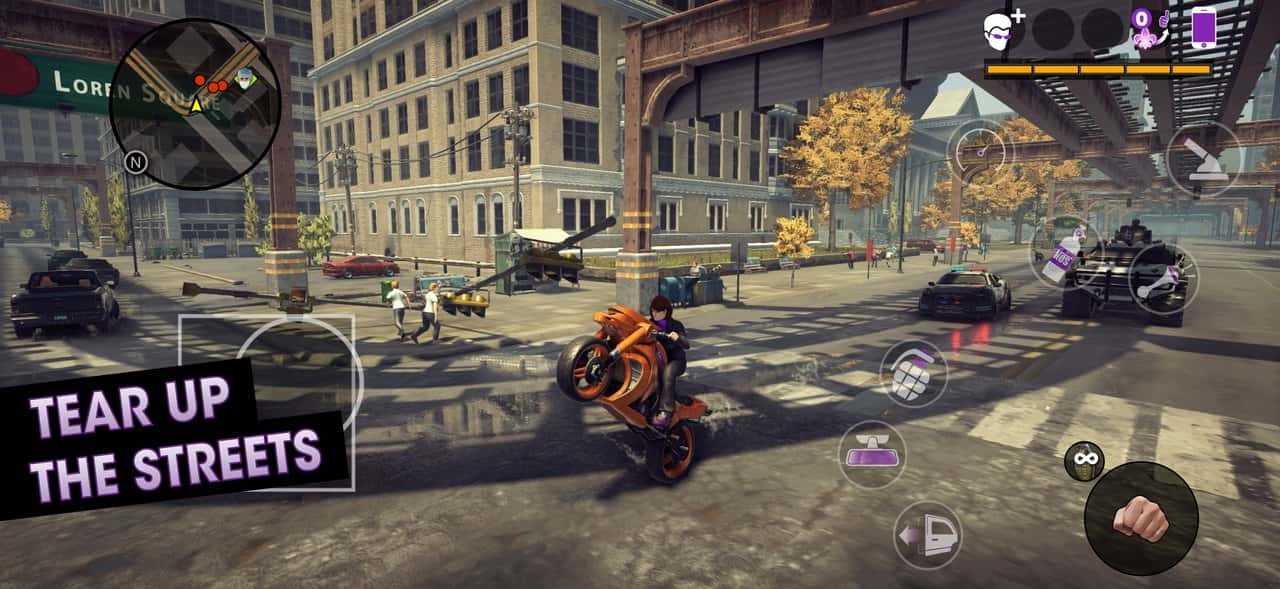 Riding a motorbike with touch controls in the mobile version of Saints Row: The Third Remastered